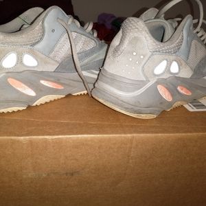 Yeezy sneakers needs deep cleaning.